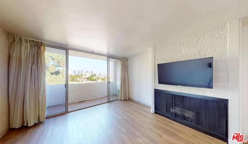 421 S La Fayette Park Place 730, Los Angeles, California 90057