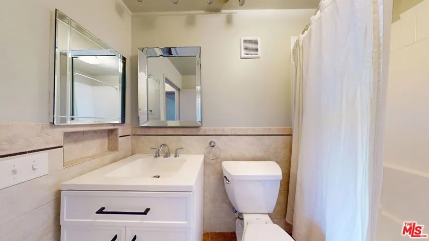 421 S La Fayette Park Place 730, Los Angeles, California 90057