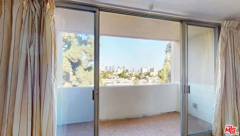 421 S La Fayette Park Place 730, Los Angeles, California 90057