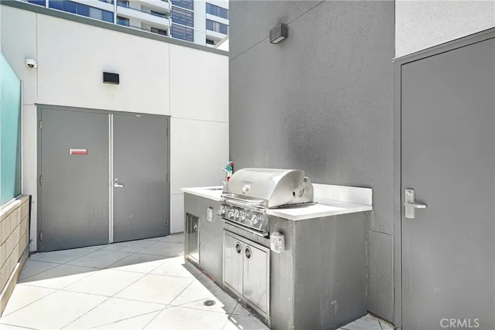 645 W 9th Street 314, Los Angeles, California 90015