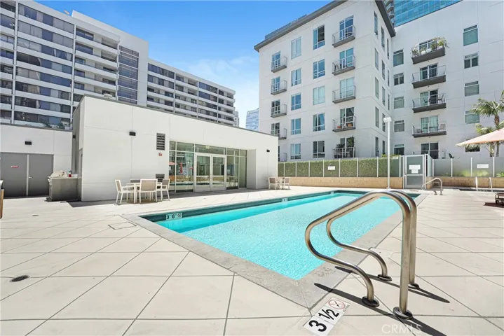 645 W 9th Street 314, Los Angeles, California 90015