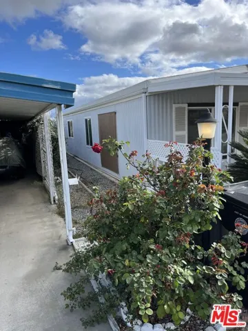 601 N Kirby Street 294, Hemet, California 92545