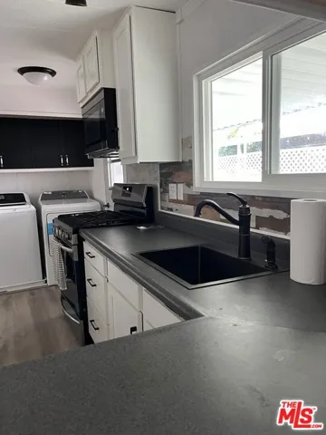 601 N Kirby Street 294, Hemet, California 92545