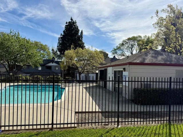 522 Lancaster Lane, Bay Point, California 94565