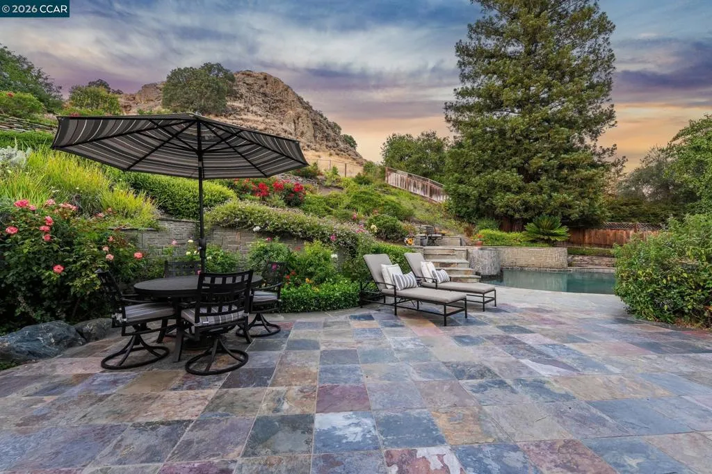 1718 Rockspring Place, Walnut Creek, California 94596 — photo 4