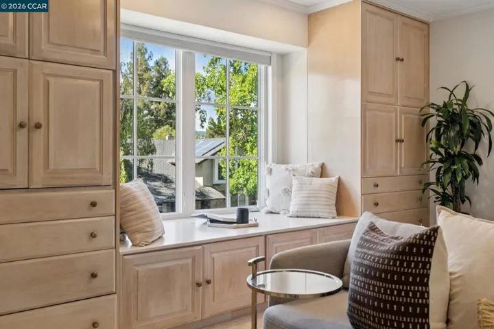 1718 Rockspring Place, Walnut Creek, California 94596