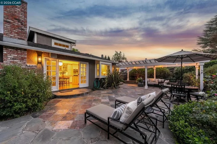 1718 Rockspring Place, Walnut Creek, California 94596