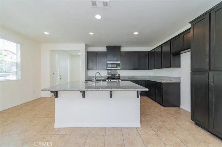 2840 S Via Belamaria, Ontario, California 91762