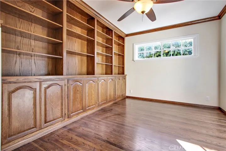 5923 Jumilla Avenue, Woodland Hills, California 91367