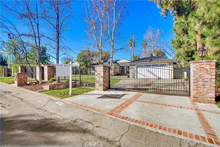 5923 Jumilla Avenue, Woodland Hills, California 91367
