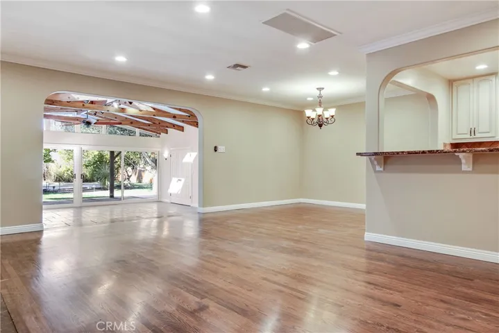 5923 Jumilla Avenue, Woodland Hills, California 91367