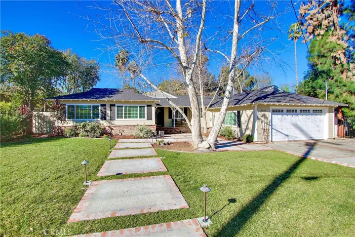 5923 Jumilla Avenue, Woodland Hills, California 91367