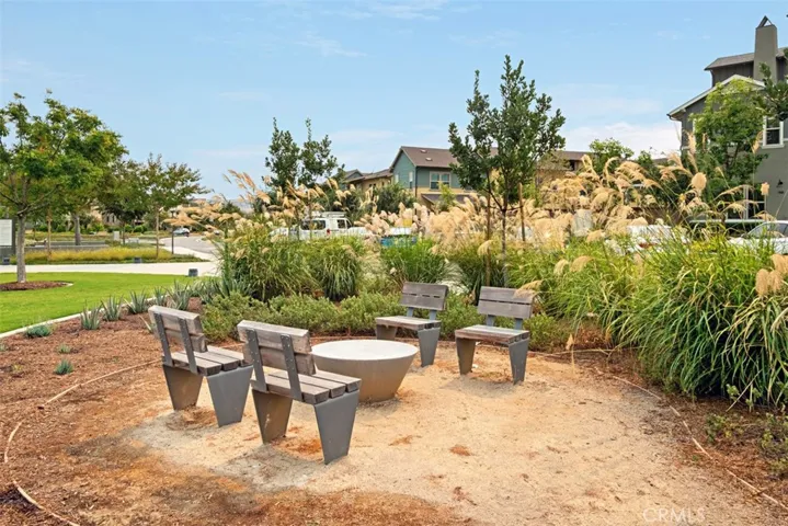 Experience the award-winning Rancho Mission Viejo lifestyle with resort-style amenities, miles of trails, parks, fitness centers, community farms, and convenient access to the beaches, Dana Point Harbor, San Juan Capistrano, and everything South Orange County has to offer.