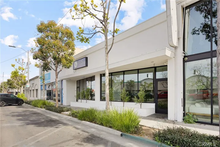 13048 Hawthorne, Hawthorne, California 90250