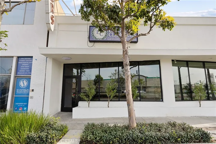 13048 Hawthorne, Hawthorne, California 90250