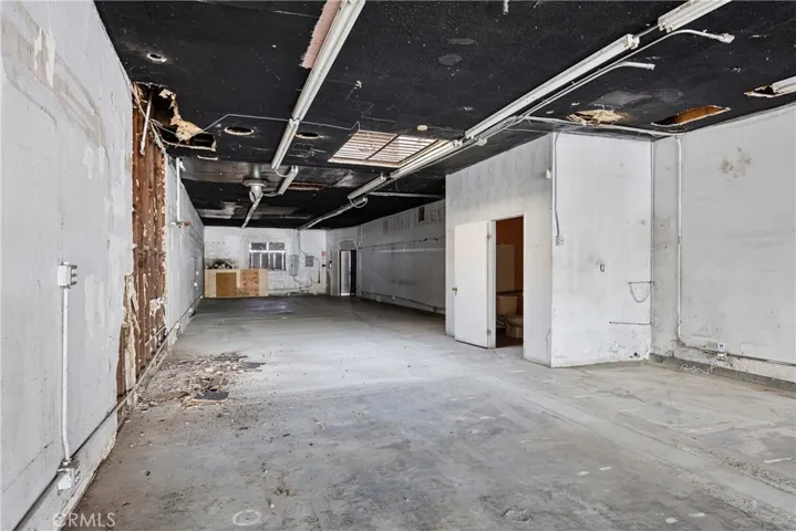 13048 Hawthorne, Hawthorne, California 90250