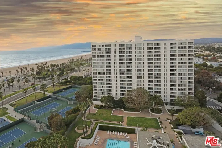 2700 S Neilson Way 1115, Santa Monica, California 90405