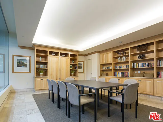 2700 S Neilson Way 1115, Santa Monica, California 90405