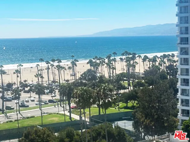 2700 S Neilson Way 1115, Santa Monica, California 90405