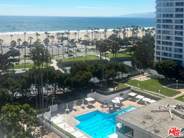 2700 S Neilson Way 1115, Santa Monica, California 90405