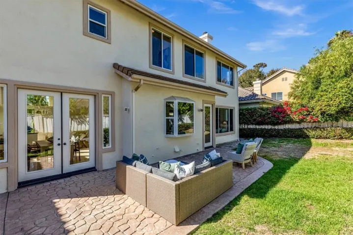 808 Carnaros, San Clemente, California 92672