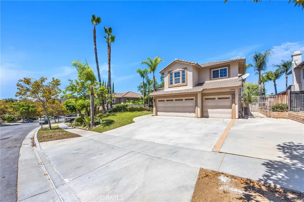 2171 Fennel Dr, Corona, California 92879 — photo 5