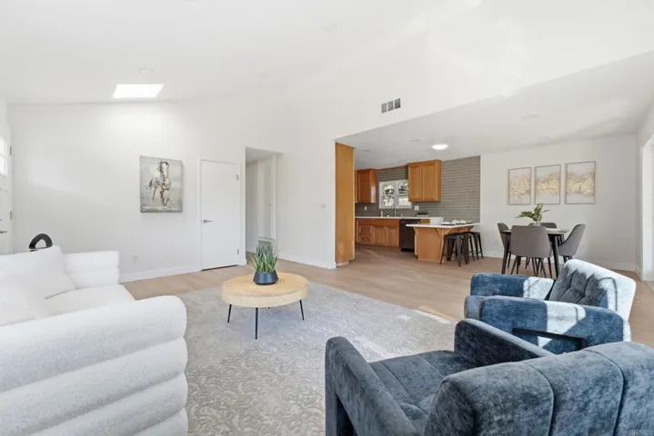 8722 Vanguard Place, Lakeside, California 92040