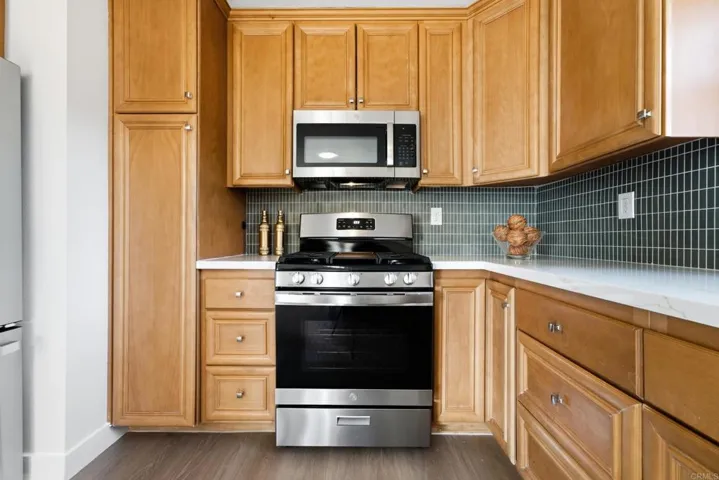 8722 Vanguard Place, Lakeside, California 92040