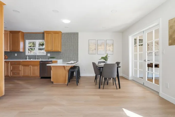 8722 Vanguard Place, Lakeside, California 92040