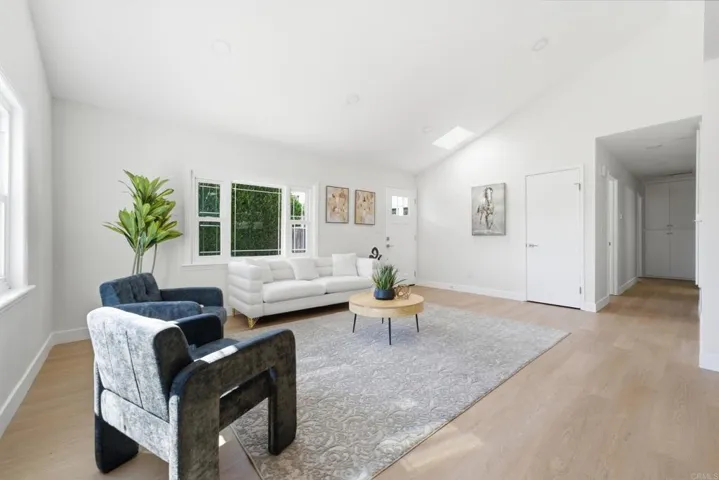 8722 Vanguard Place, Lakeside, California 92040