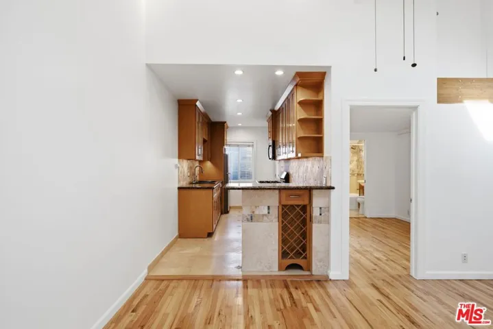 325 Vernon Avenue 4, Venice, California 90291