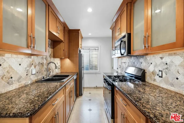 325 Vernon Avenue 4, Venice, California 90291