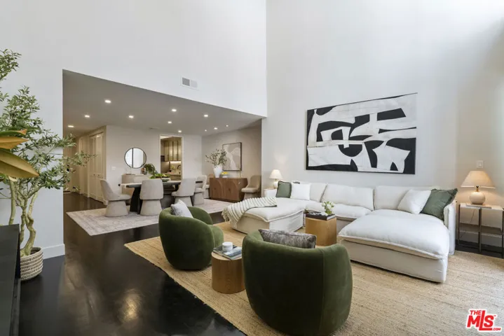 11628 Montana Avenue 208, Los Angeles, California 90049