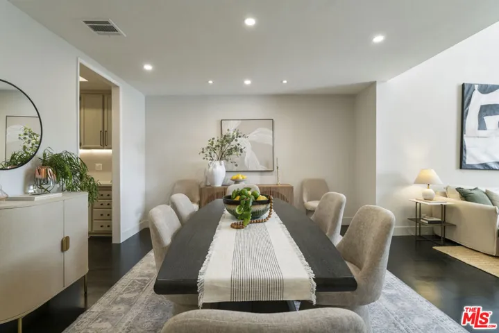 11628 Montana Avenue 208, Los Angeles, California 90049