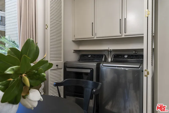 11628 Montana Avenue 208, Los Angeles, California 90049