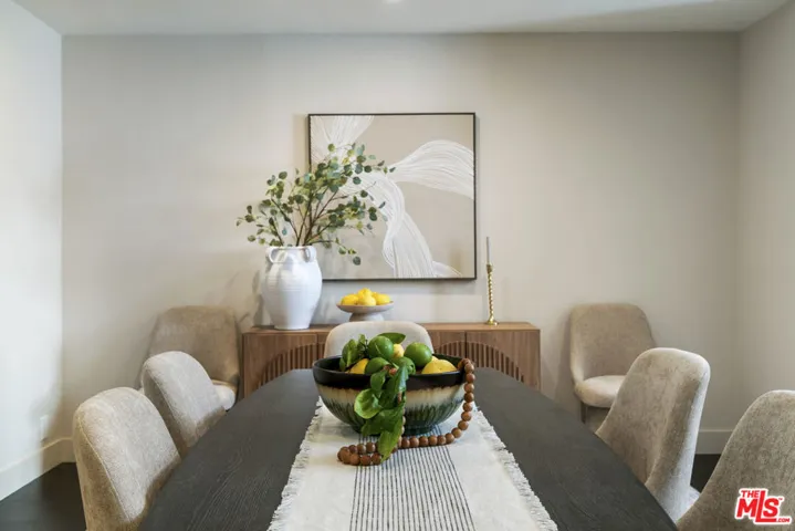 11628 Montana Avenue 208, Los Angeles, California 90049