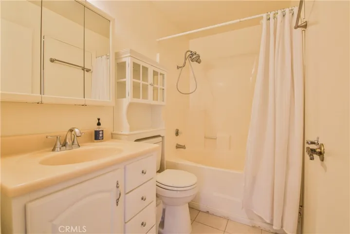 7720 Riverdale G, Stanton, California 90680