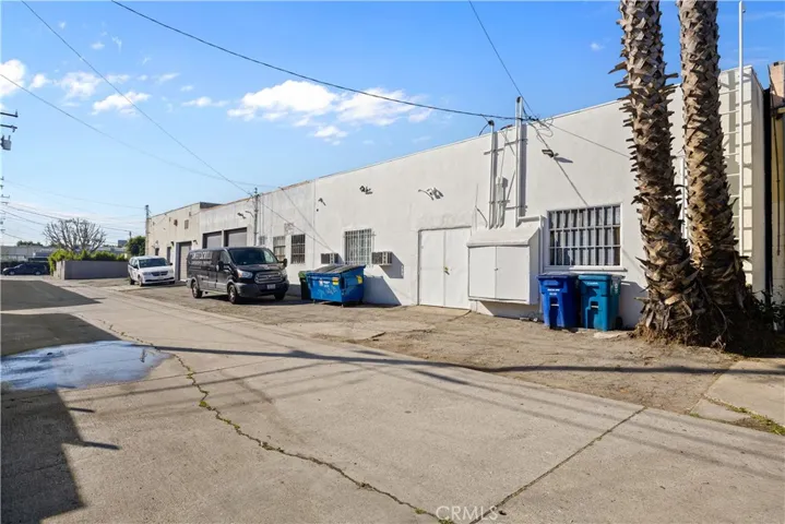 13048 Hawthorne, Hawthorne, California 90250