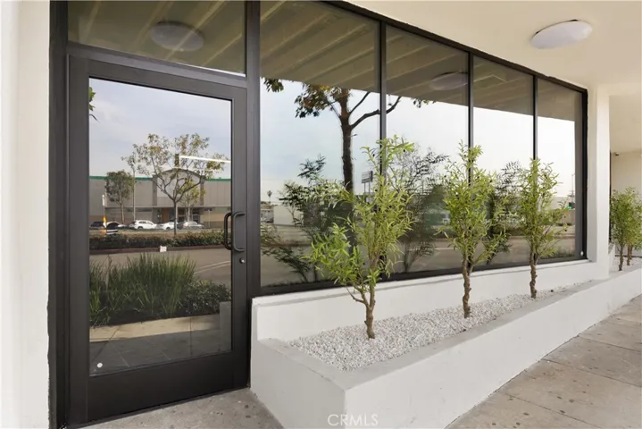 13048 Hawthorne, Hawthorne, California 90250