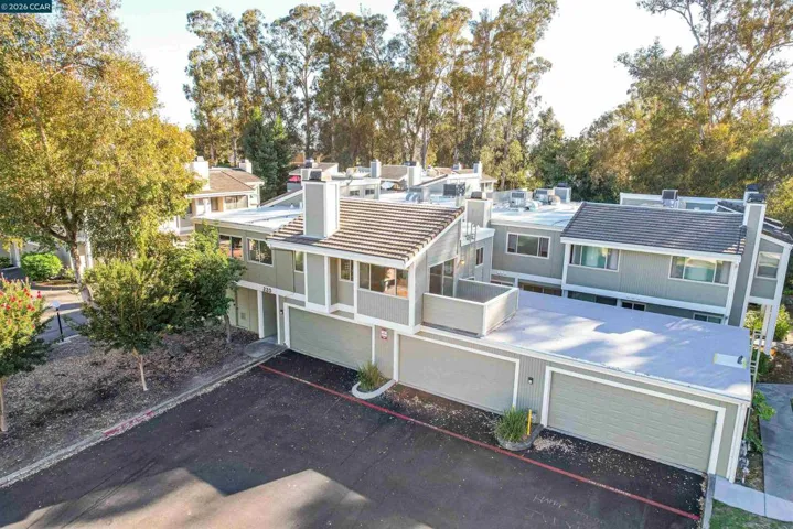 220 Apollo 1, Hercules, California 94547 — photo 5