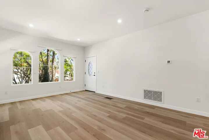1305 Lucile Avenue 4, Los Angeles, California 90026
