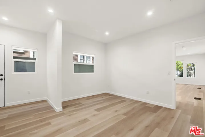 1305 Lucile Avenue 4, Los Angeles, California 90026