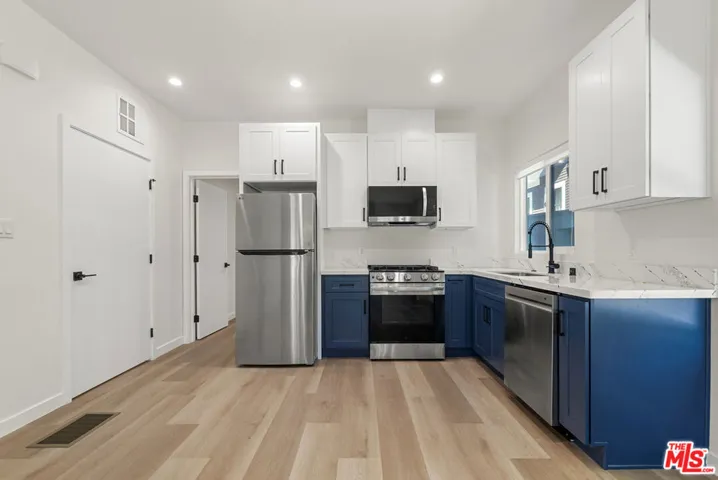 1305 Lucile Avenue 4, Los Angeles, California 90026