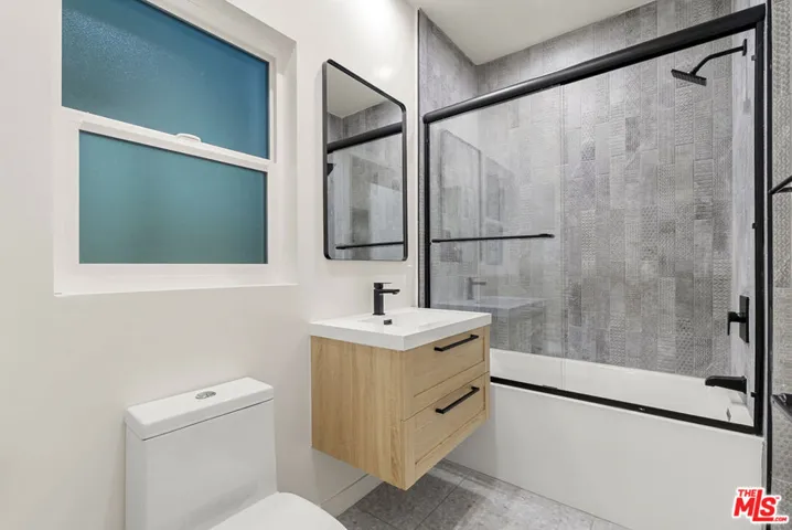 1305 Lucile Avenue 4, Los Angeles, California 90026