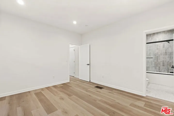 1305 Lucile Avenue 4, Los Angeles, California 90026