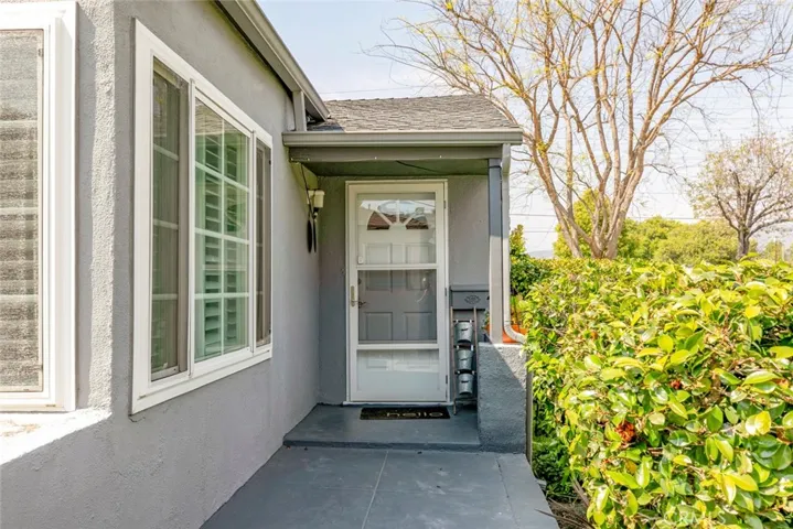 1527 N Screenland Drive, Burbank, California 91505