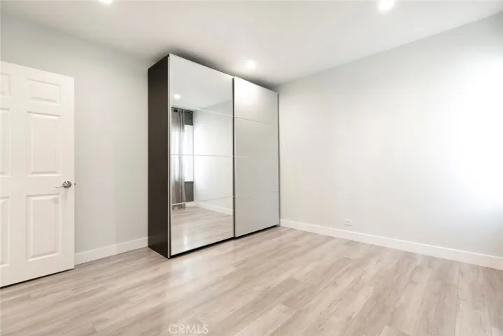 1527 N Screenland Drive, Burbank, California 91505