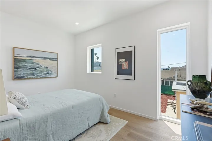 1428 S Cloverdale Avenue, Los Angeles, California 90019