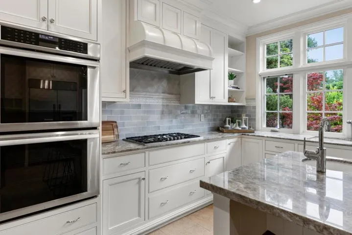 336 Brentwood Road, Hillsborough, California 94010