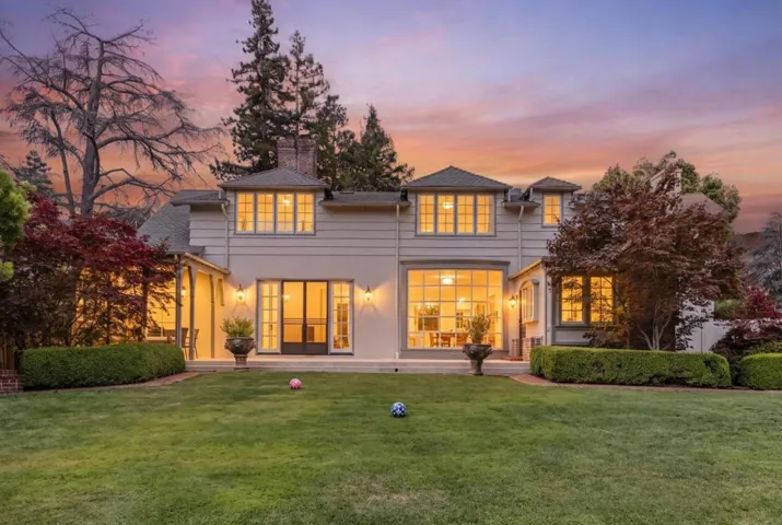 336 Brentwood Road, Hillsborough, California 94010
